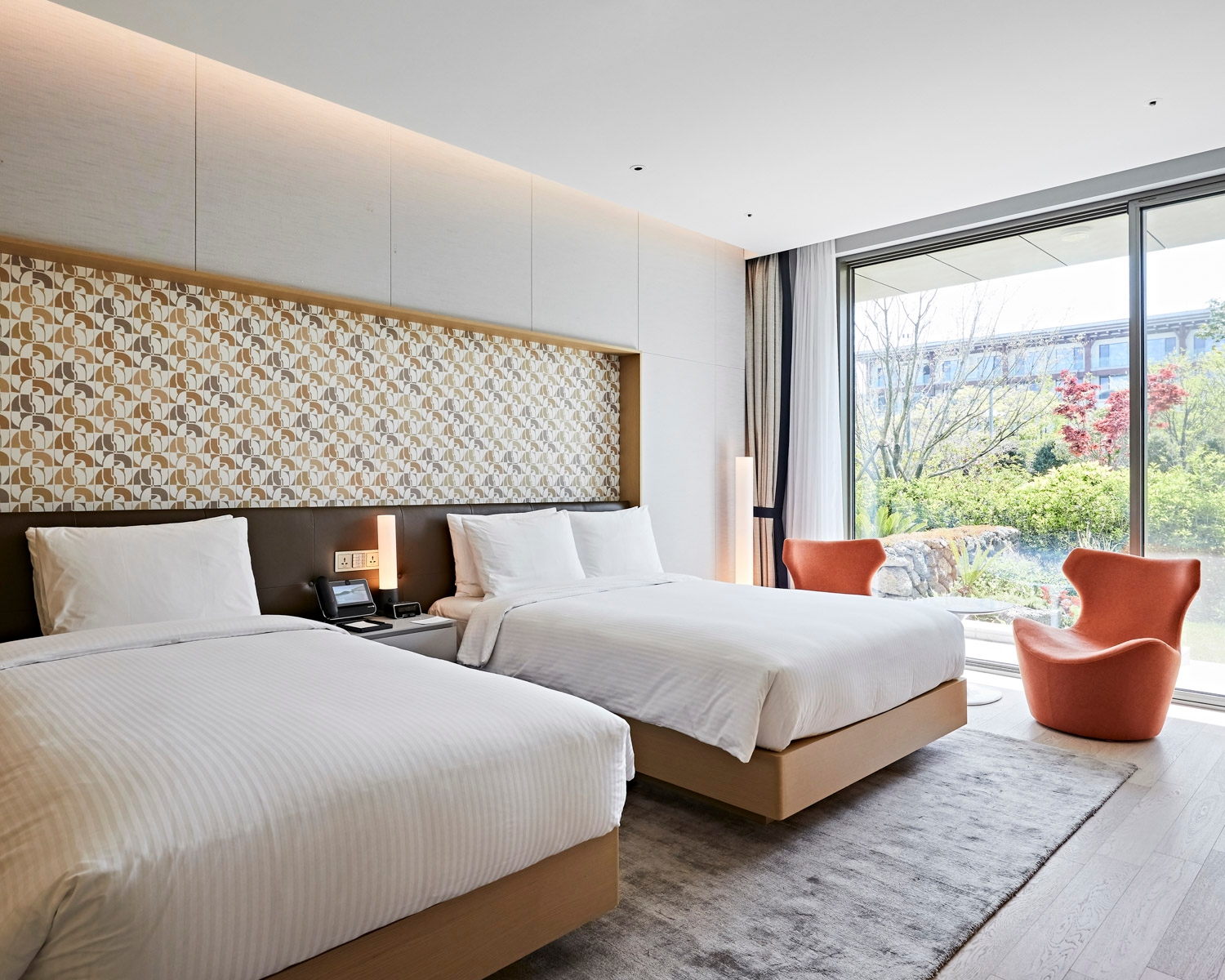 디럭스 패밀리 트윈