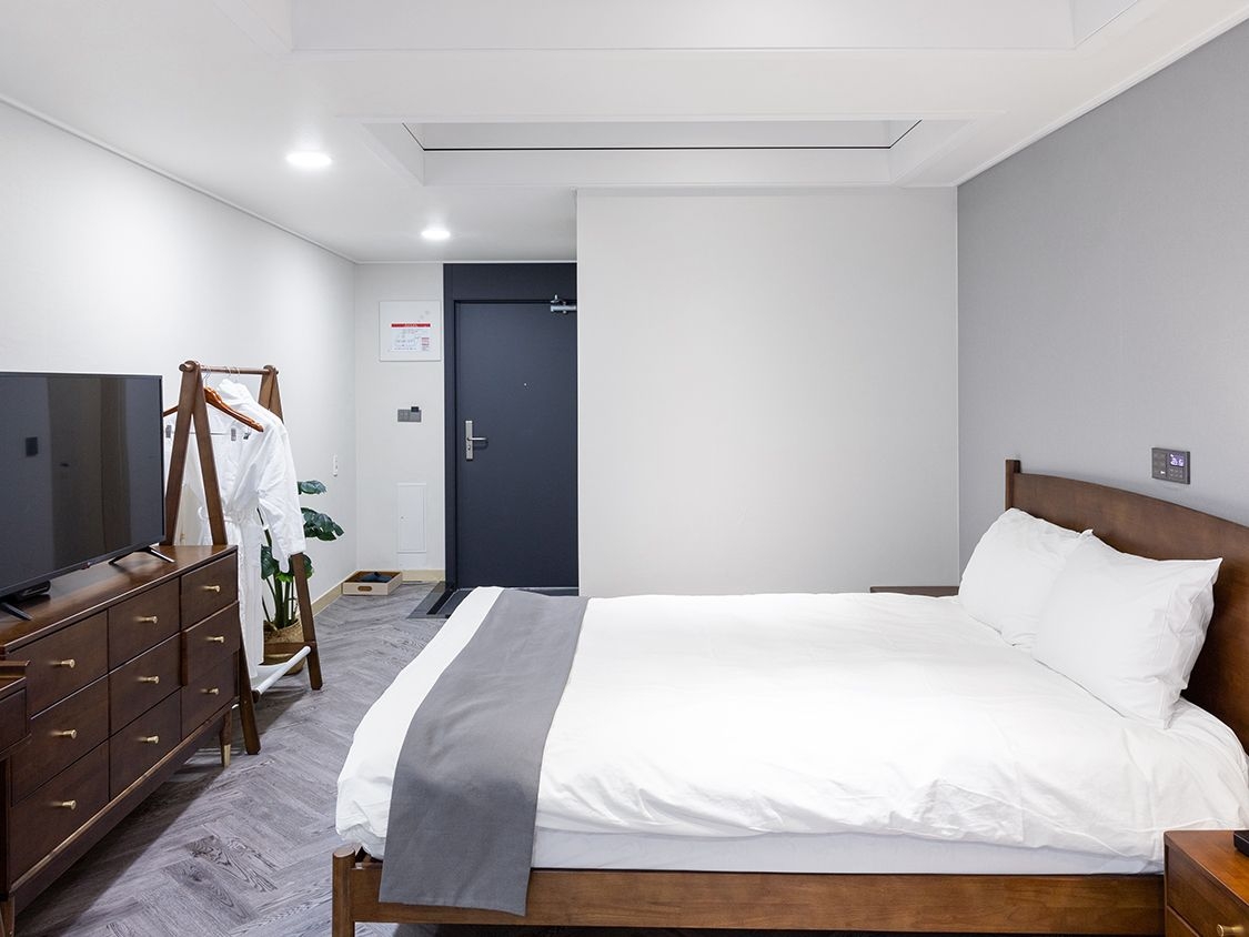 수페리어 더블룸 하프오션뷰