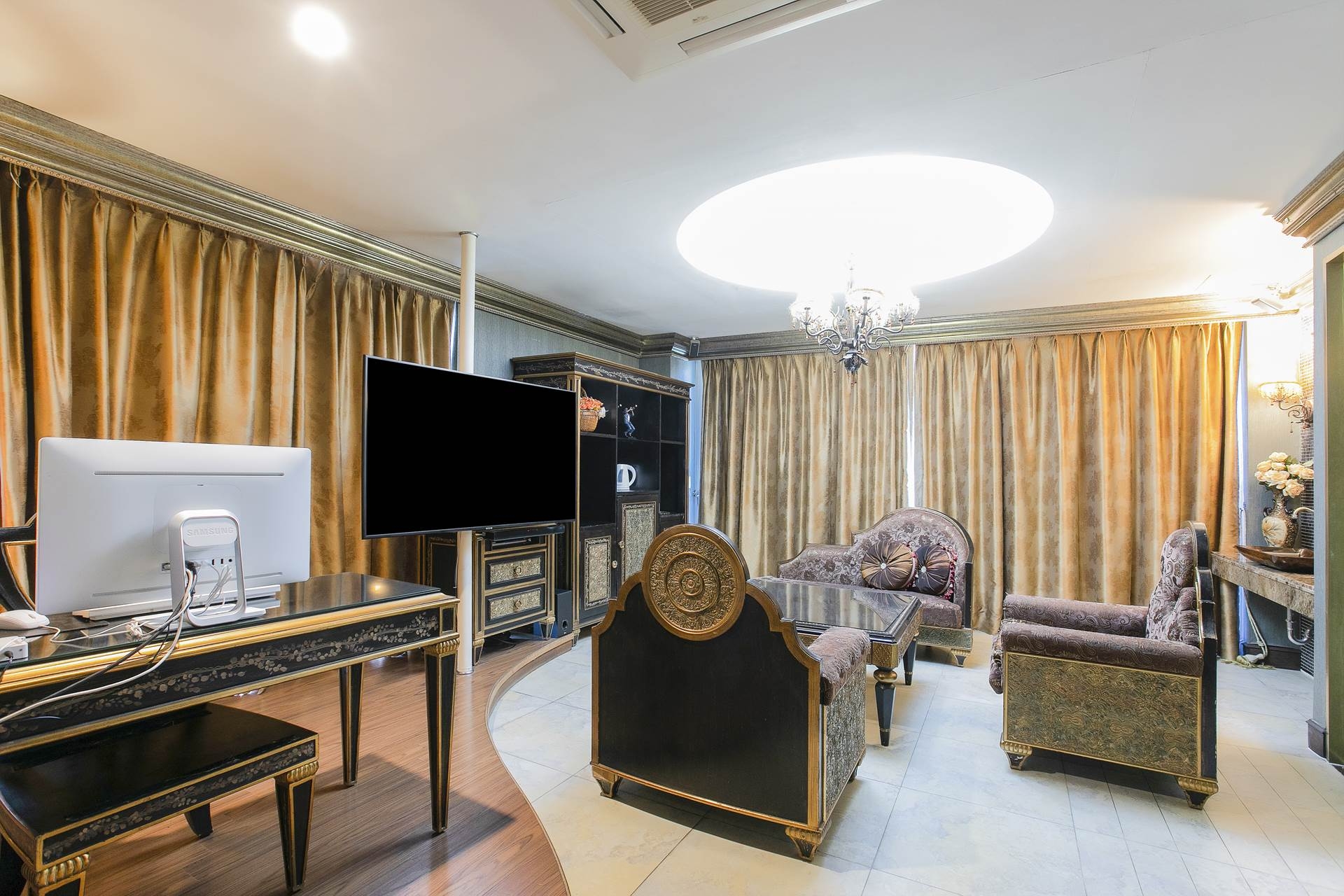 리버뷰 위즈 스위밍스위트