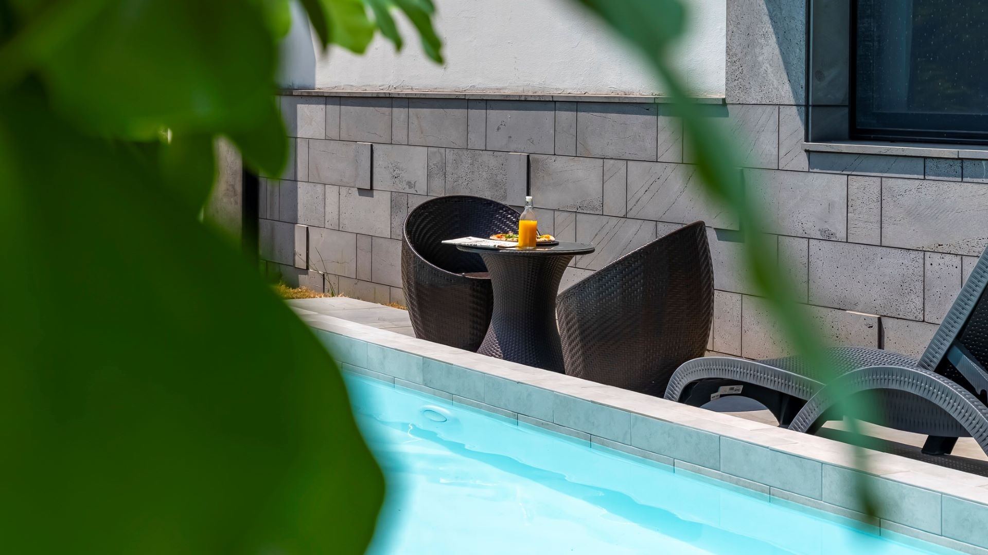 플래티넘 디럭스 풀빌라