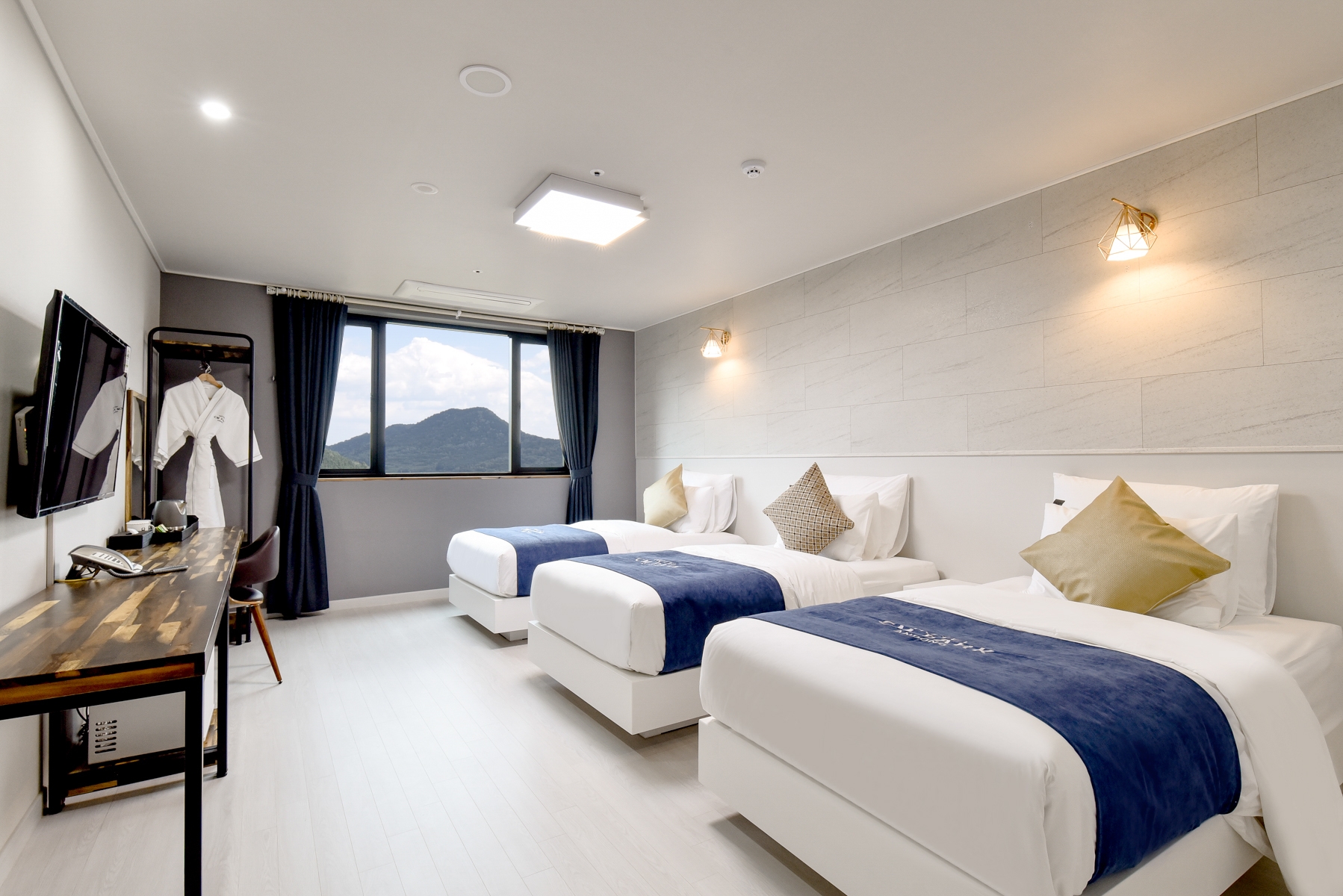 슈페리얼 패밀리 트리플