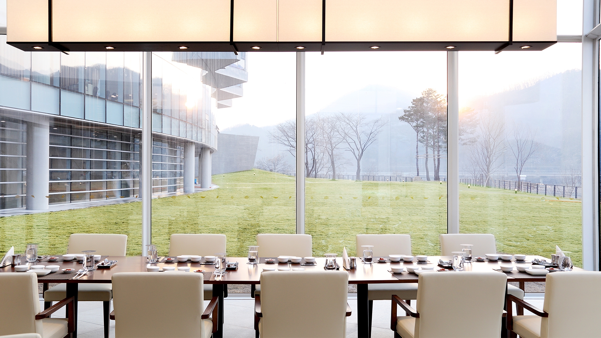 디오니소스 레스토랑