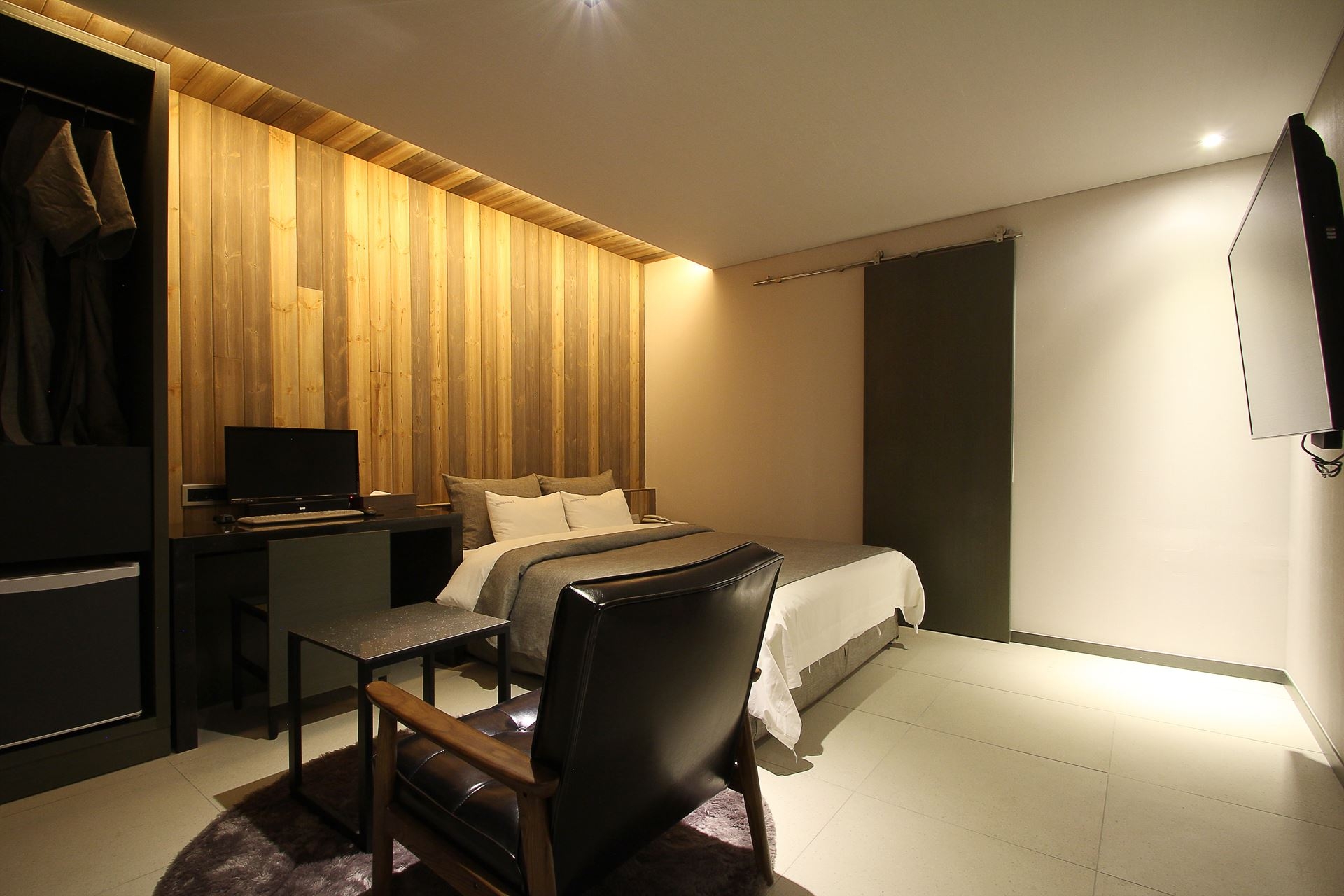 스탠다드룸 (NETFLIX 가능)