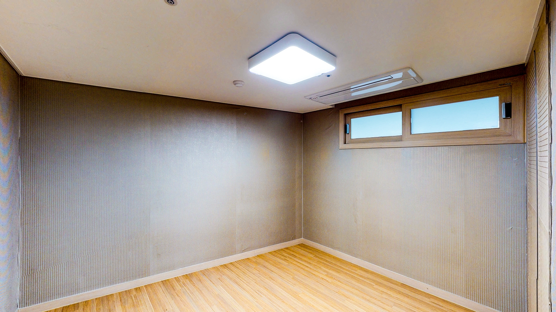 힐 그랜드 디럭스