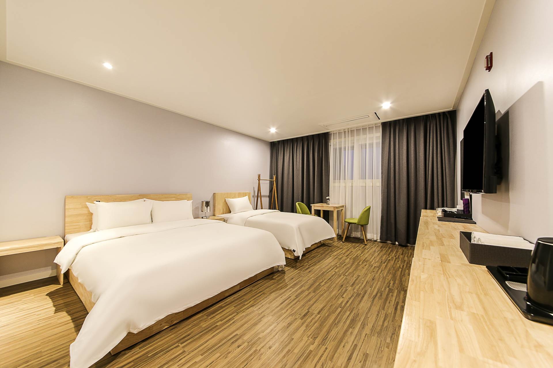 킹+싱글 3인가족만