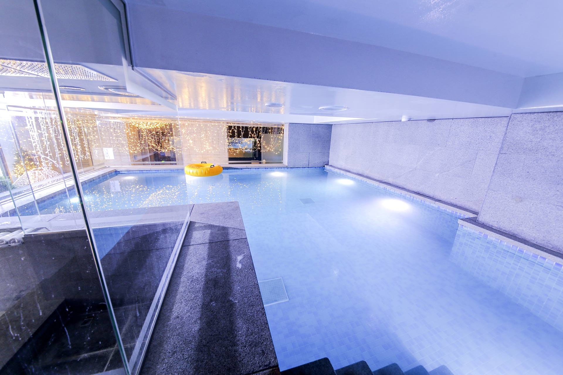 로얄스위트룸 (수영장 / 빔프로젝터/