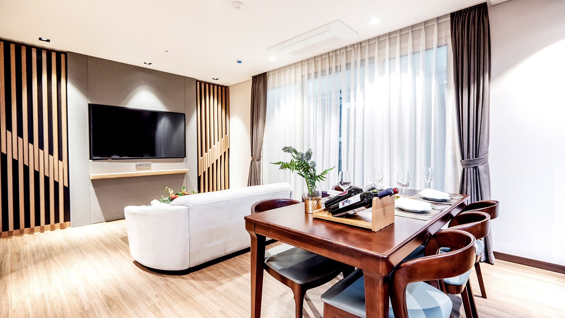 인트라다 스위트