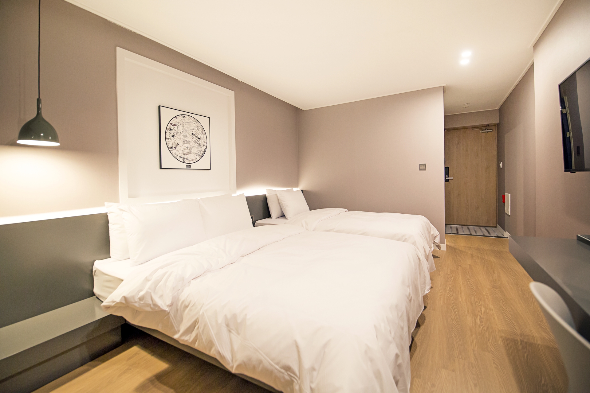 ★스탠다드 트윈 1~3인 (청초호수공