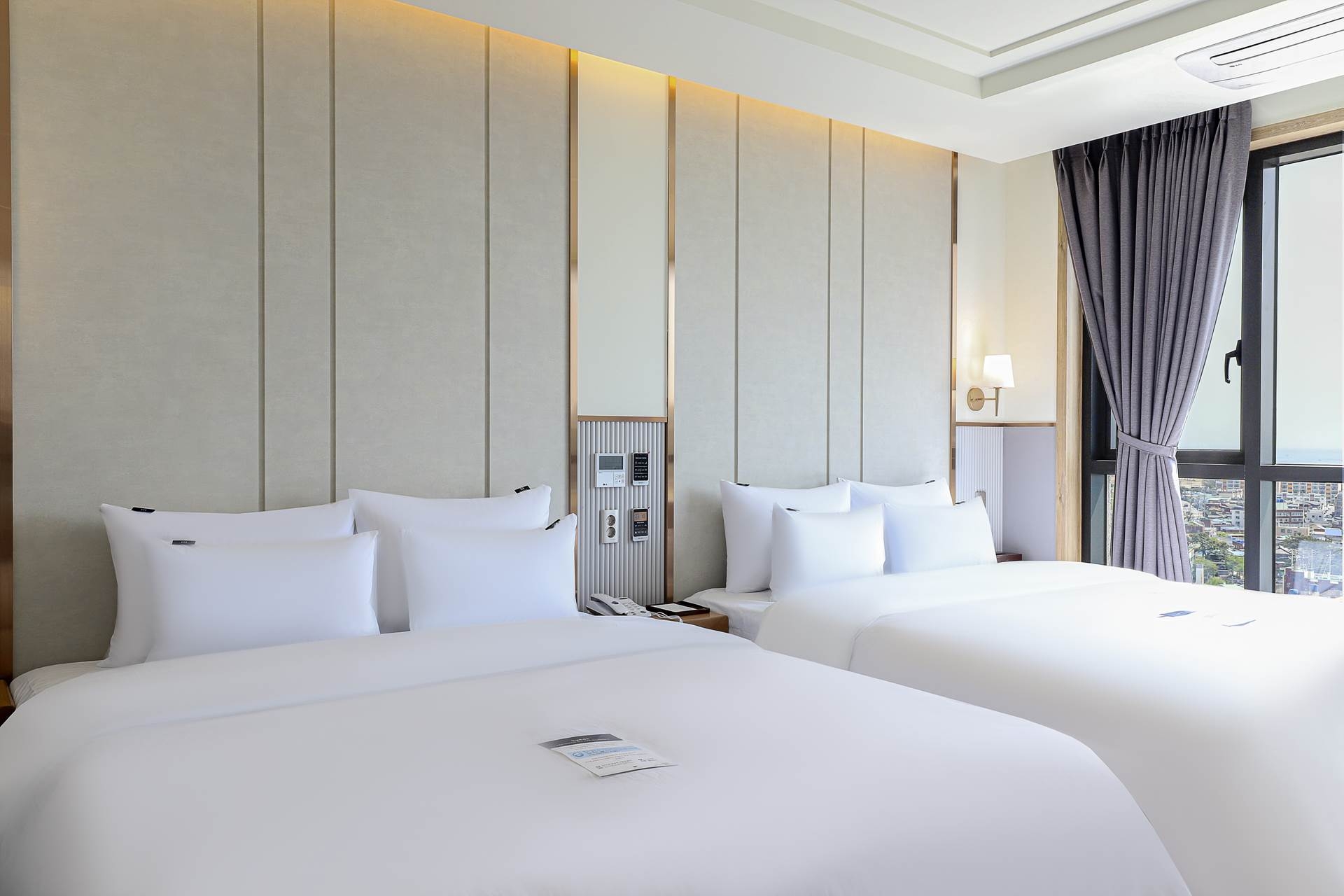 디럭스 트윈 - 파크뷰