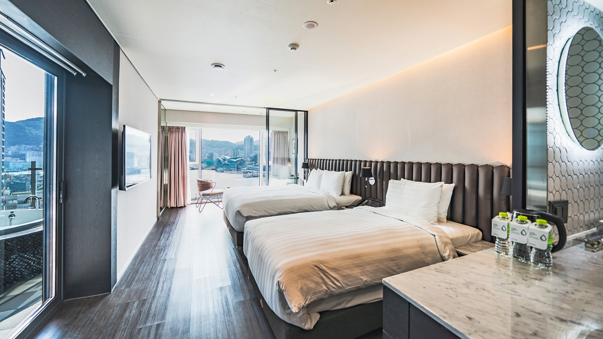 스탠다드 패밀리 테라스 오션