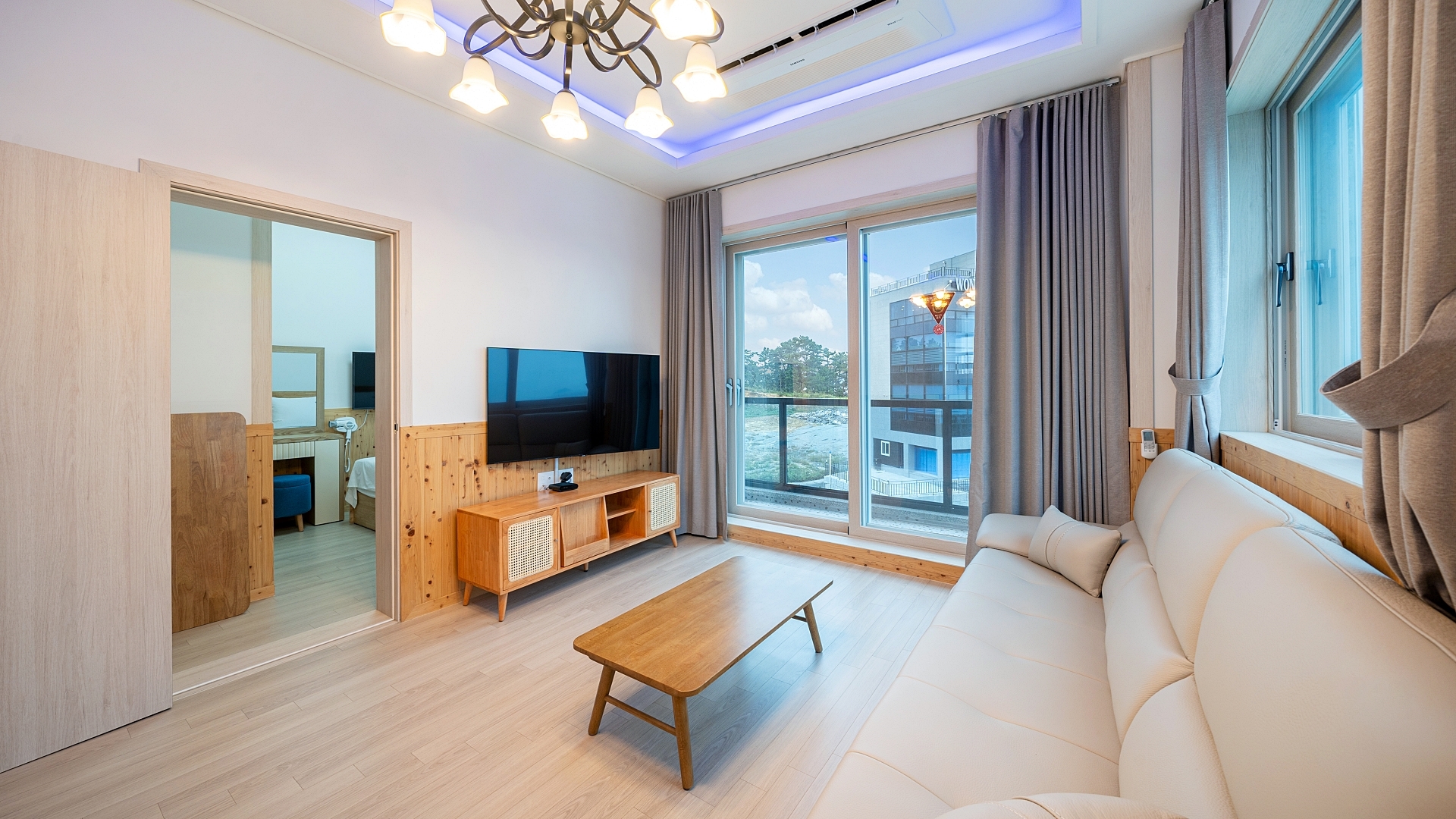 스탠다드 풀빌라301