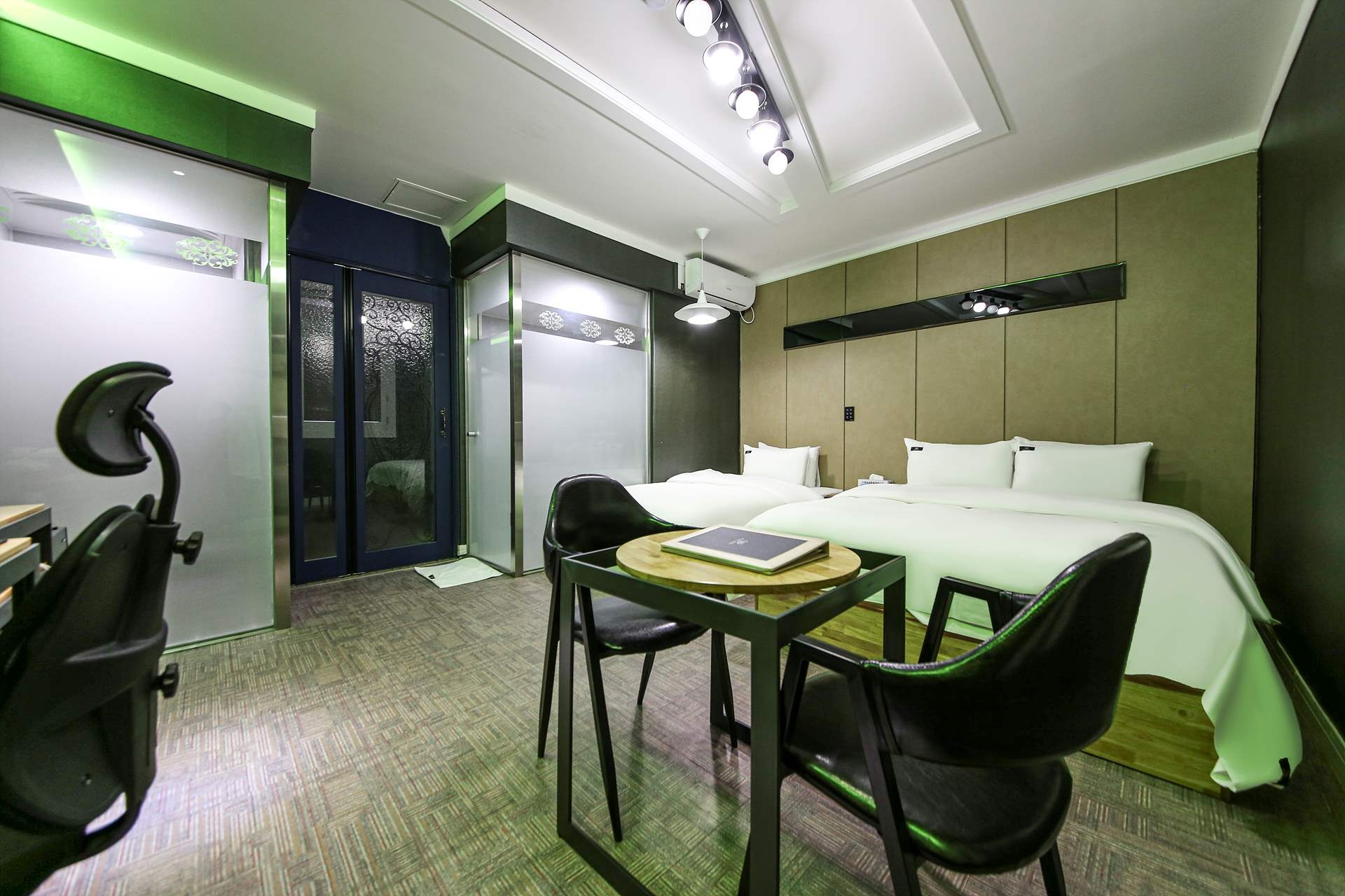 특실트윈(커플PC)