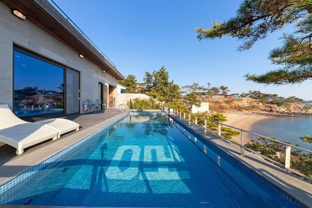 2층 독채 풀빌라 