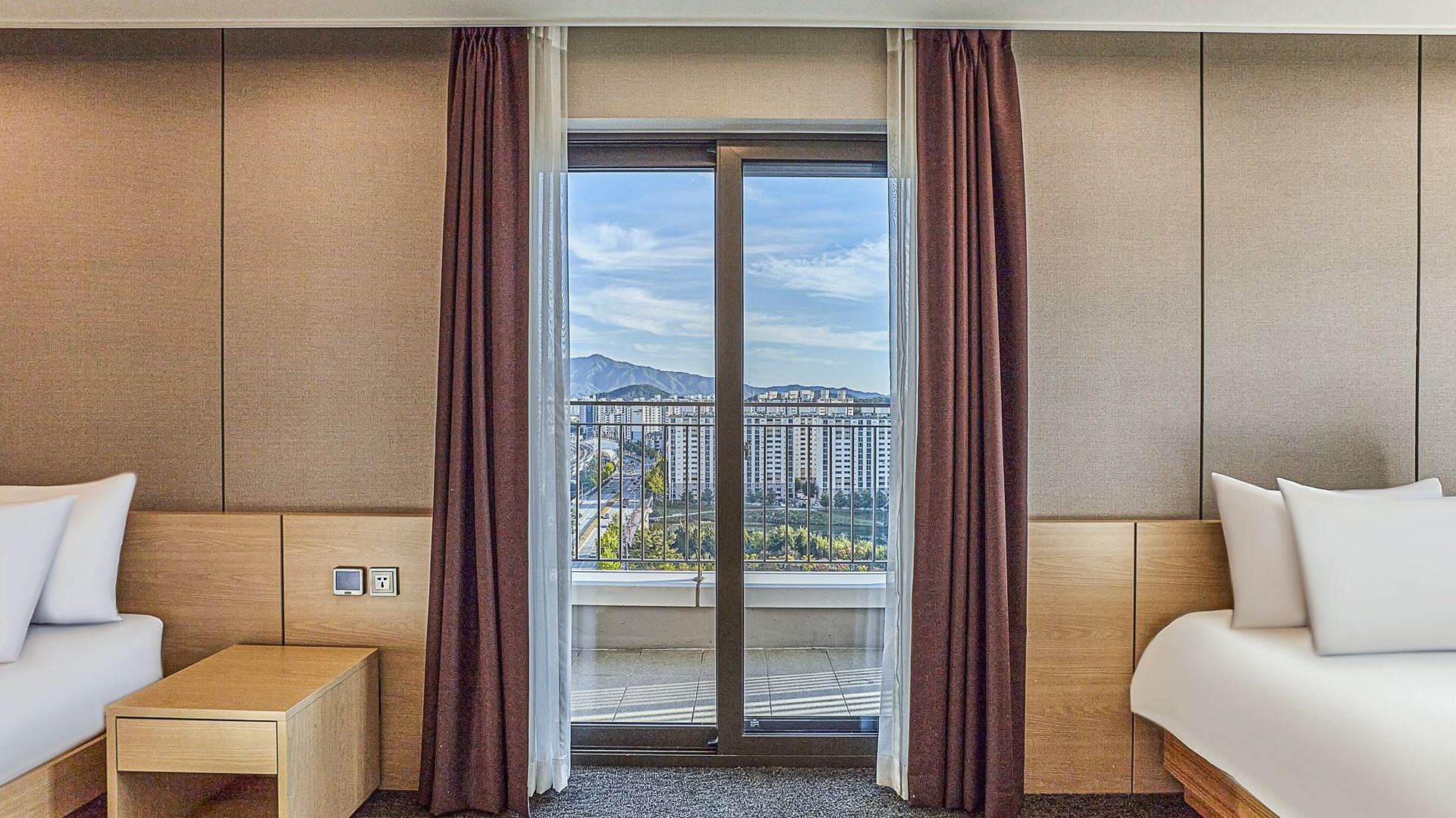 패밀리 트윈 파크&풀사이드뷰