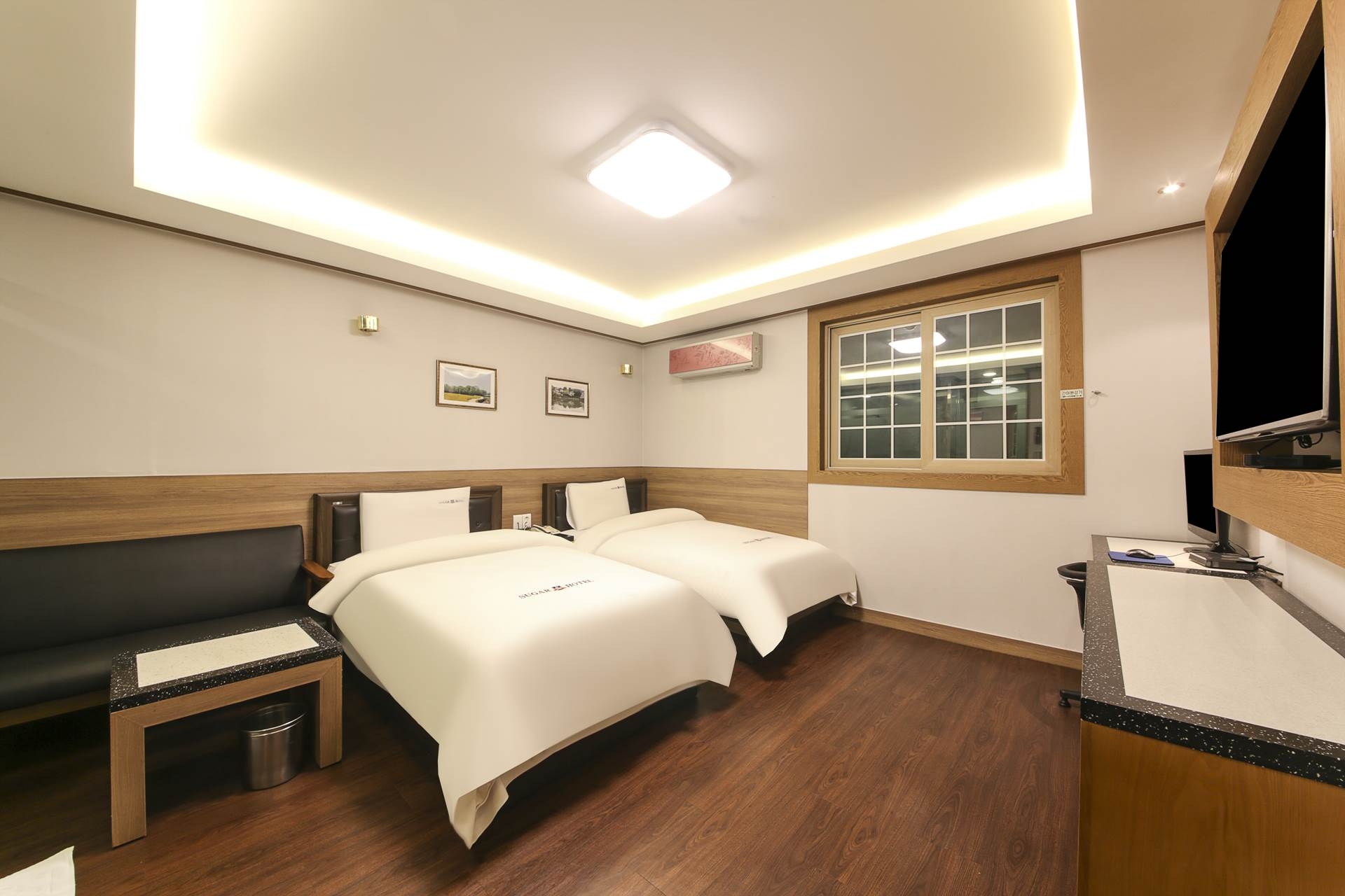 스탠다드 트윈 | 조식포함