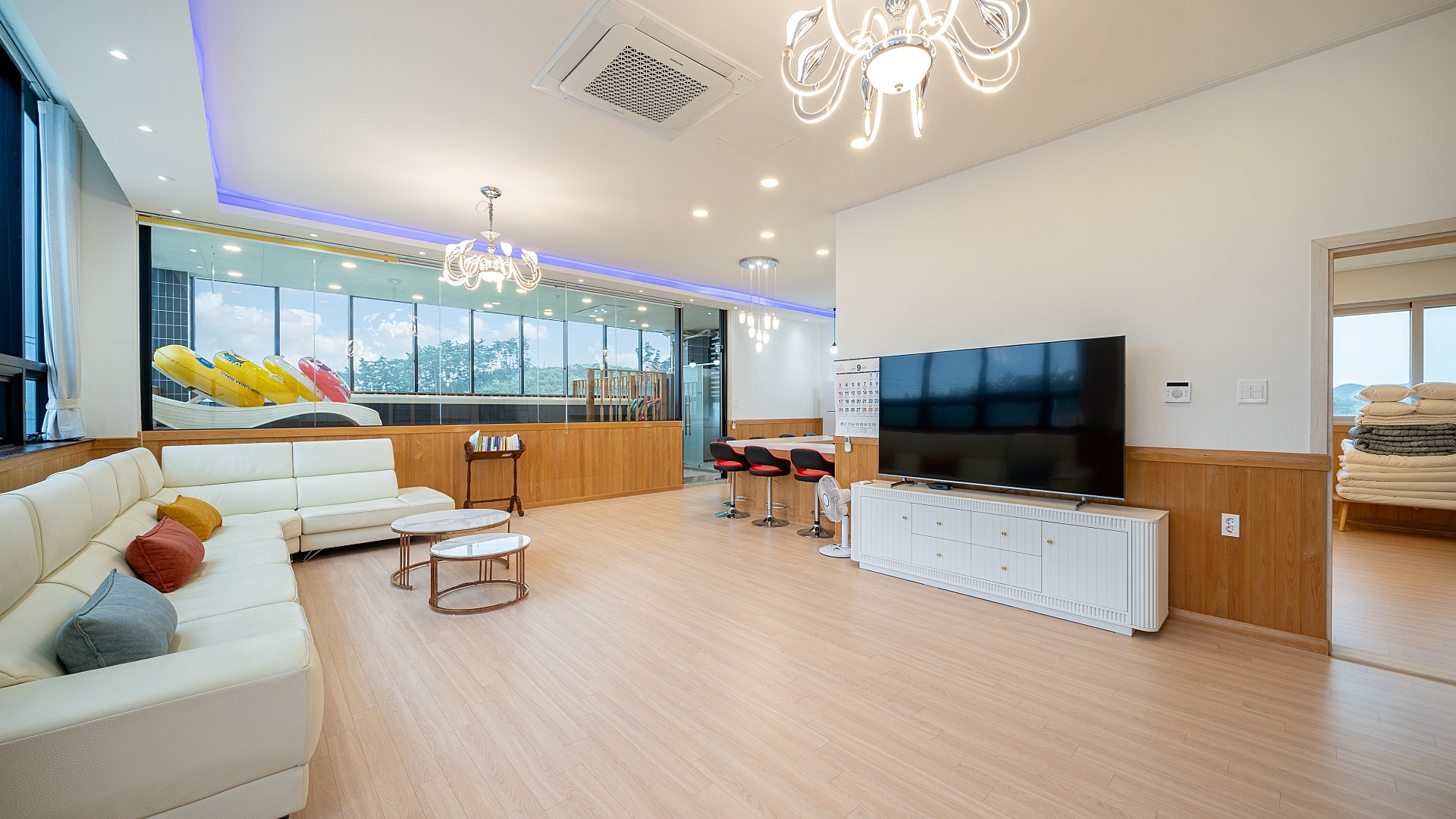 패밀리 풀빌라301