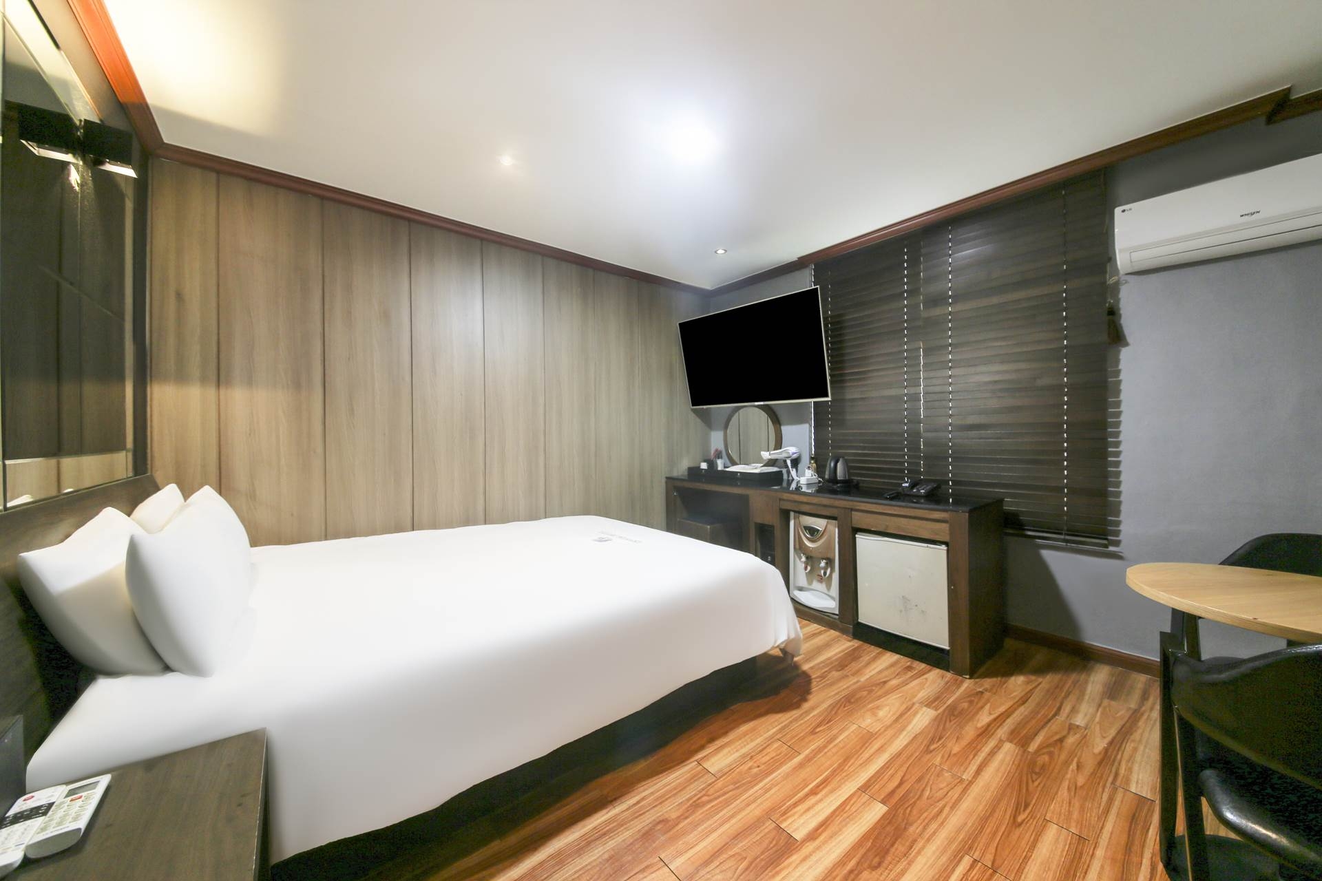 일반-넷플릭스 객실예약 희망시 전화문