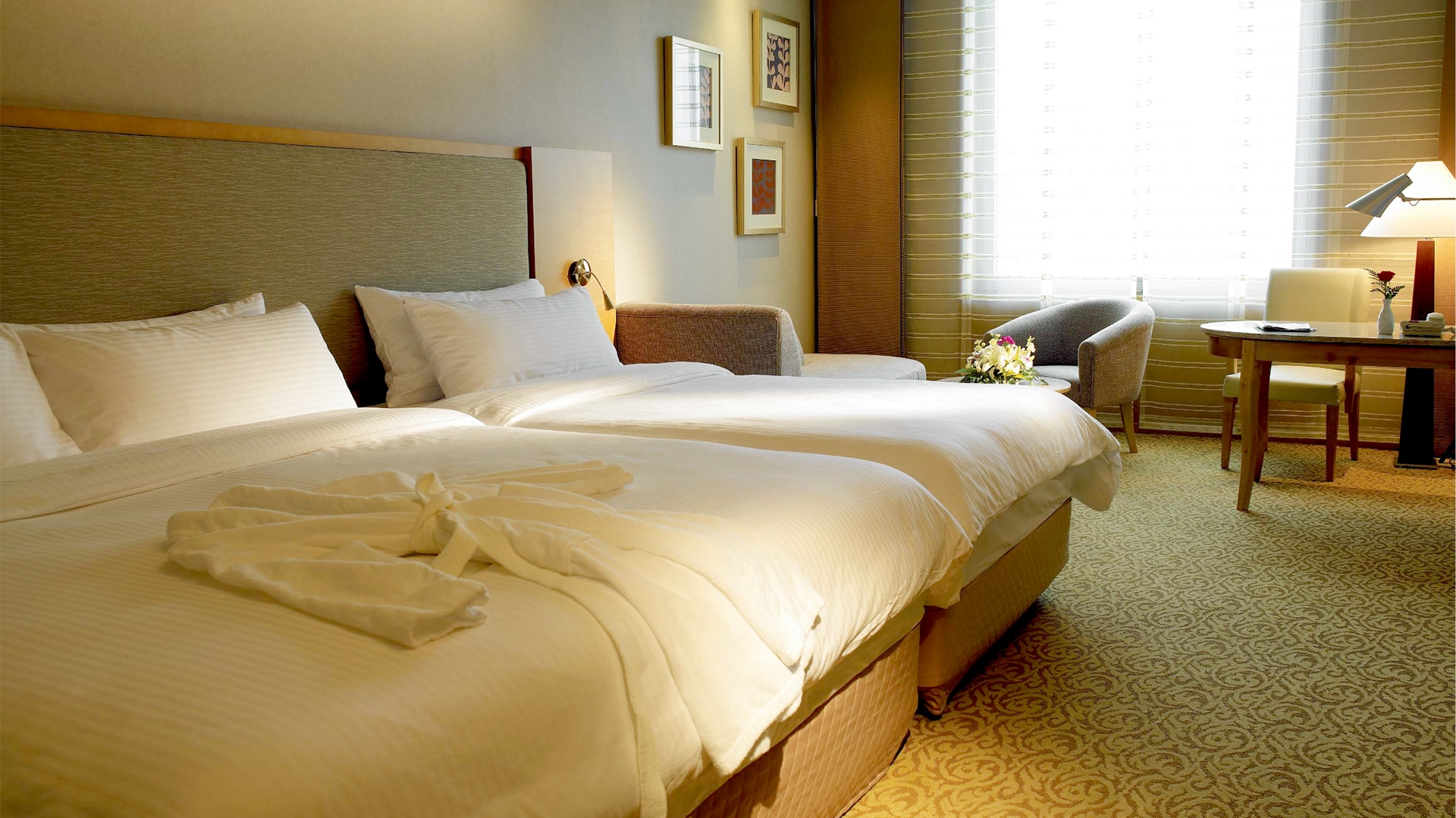 그랜드 헐리우드 트윈