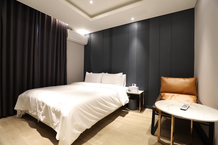 스탠다드[넷플릭스,삼성 65인치 스마