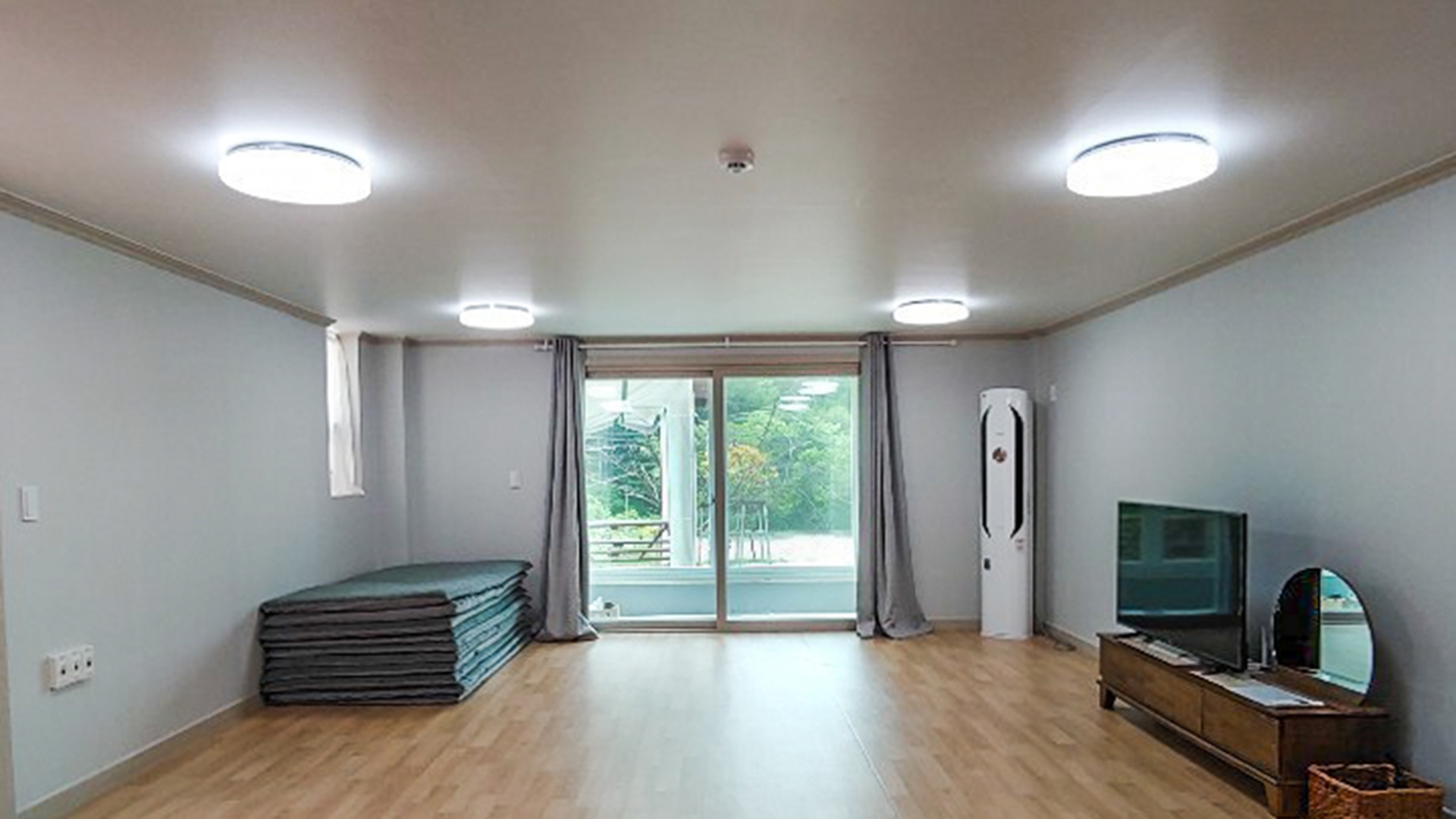 201/301/401/501호(1층)