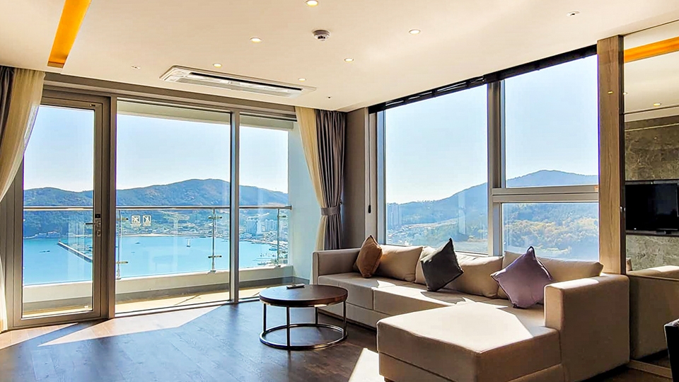 코너 로열 스위트 (오션뷰)