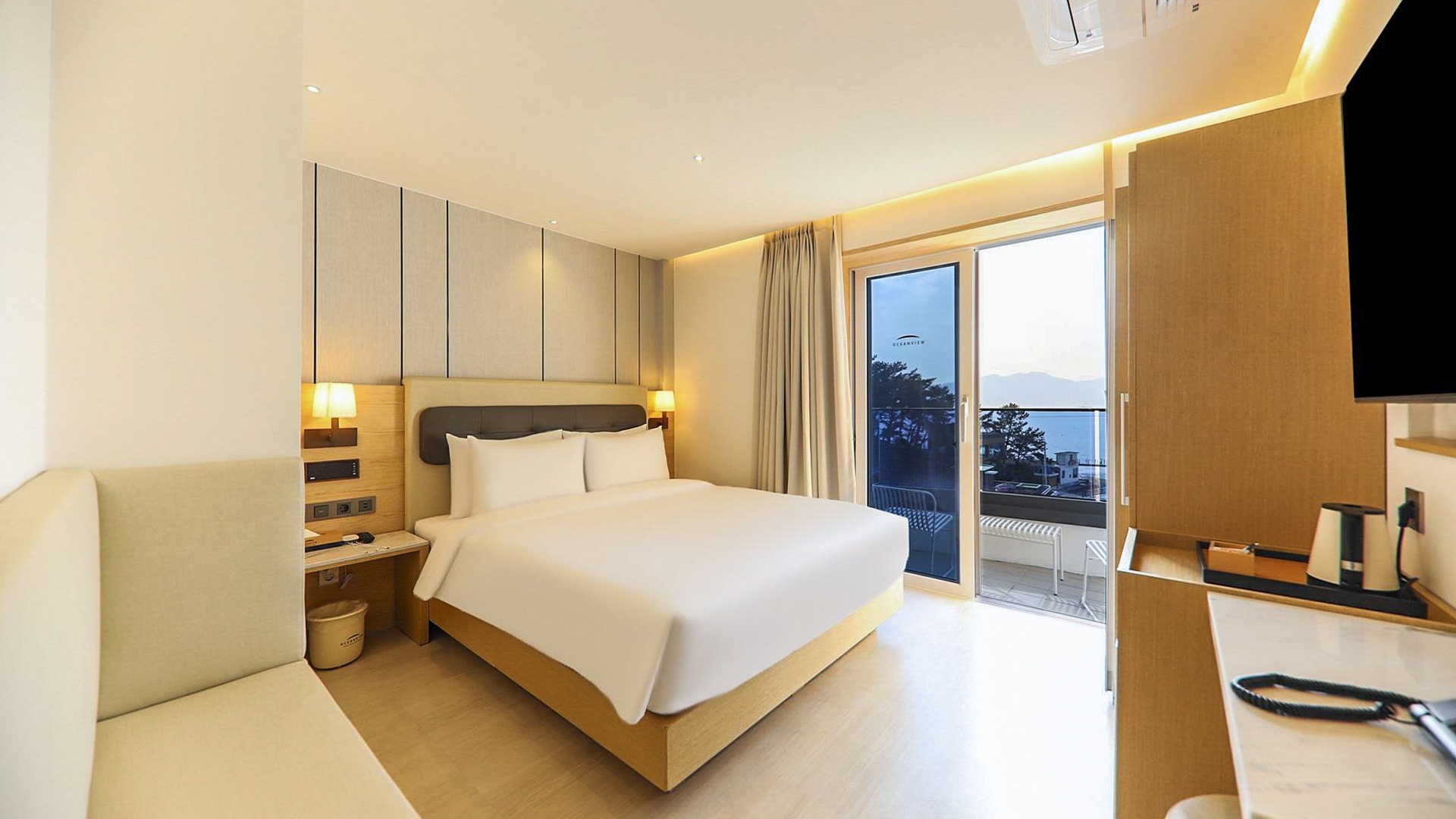 디럭스 오션뷰 테라스룸