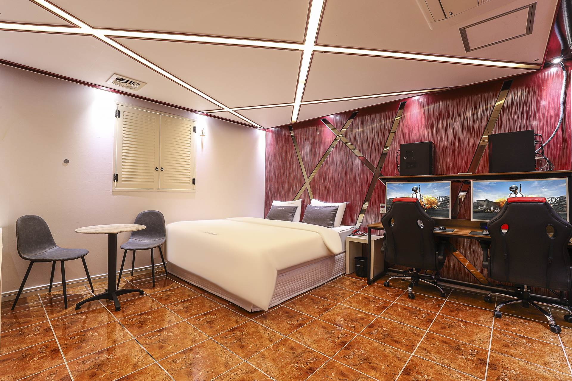 게이밍룸 스파월풀(고사양노하드2PC/