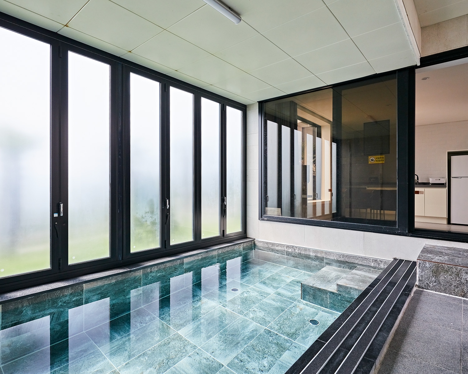 라비움 2층 (오션뷰)