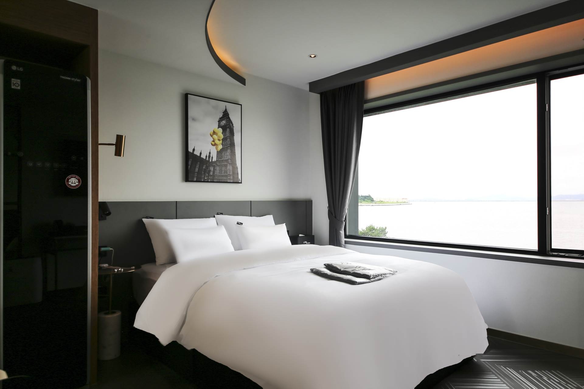 스탠다드 오션뷰(LOREN WILLI