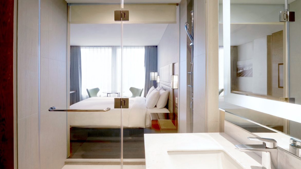 프리미어 (체크인 시 배정)