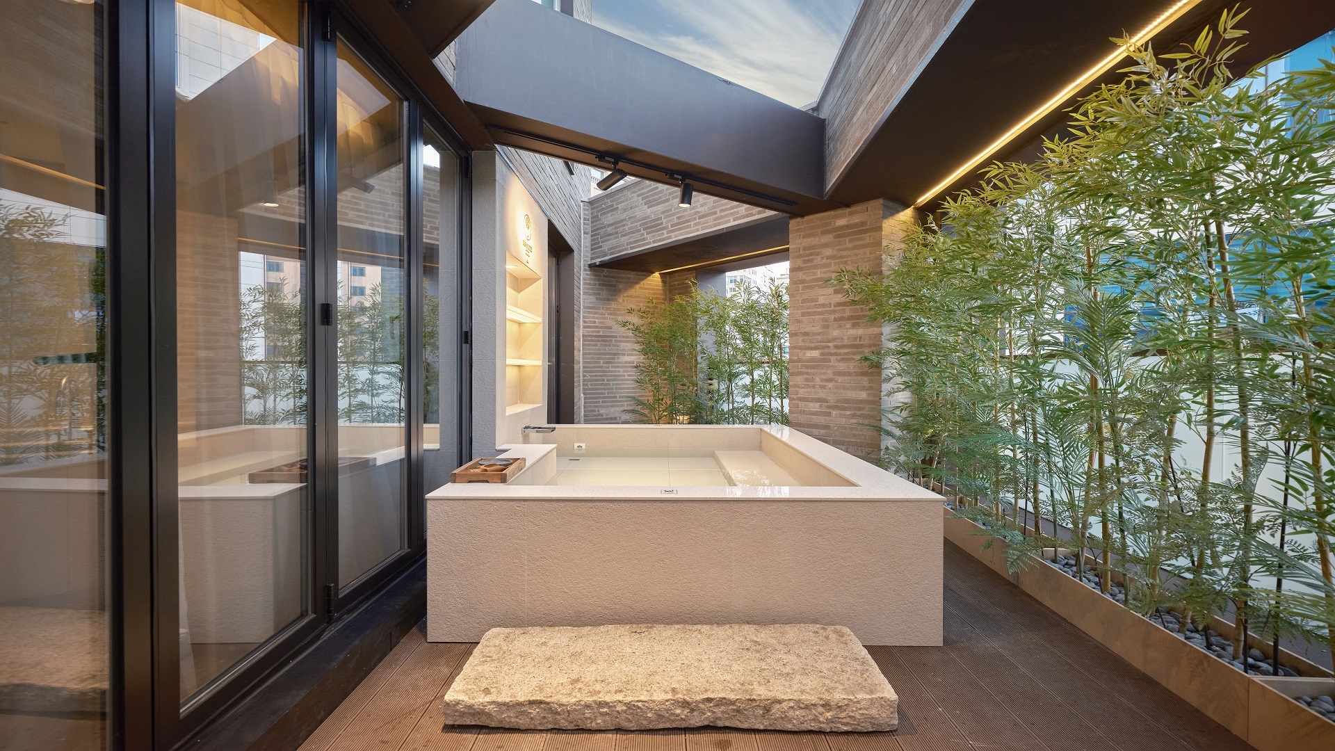  프라이빗 테라스 스파 룸 (독층)