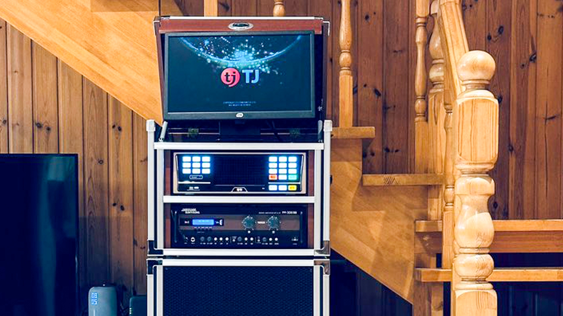 노래방기계 1층거실