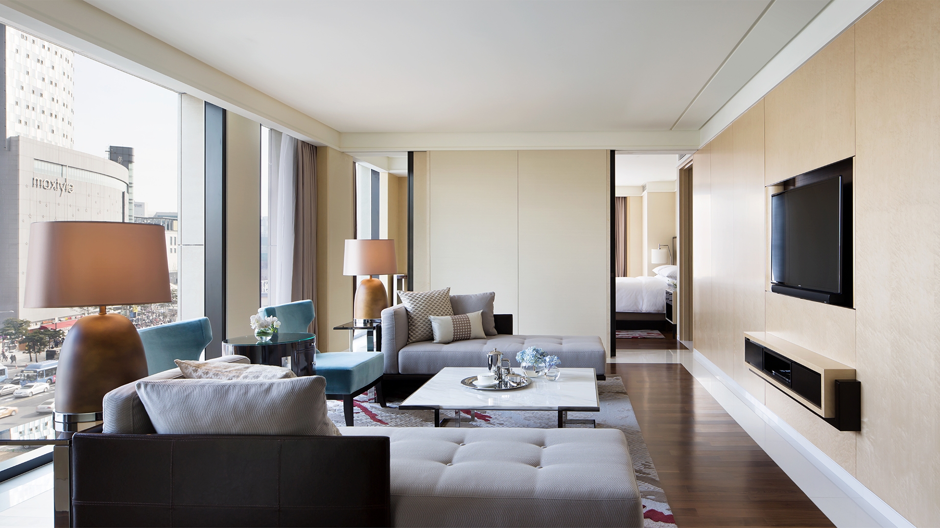 디럭스 이그제큐티브 스위트