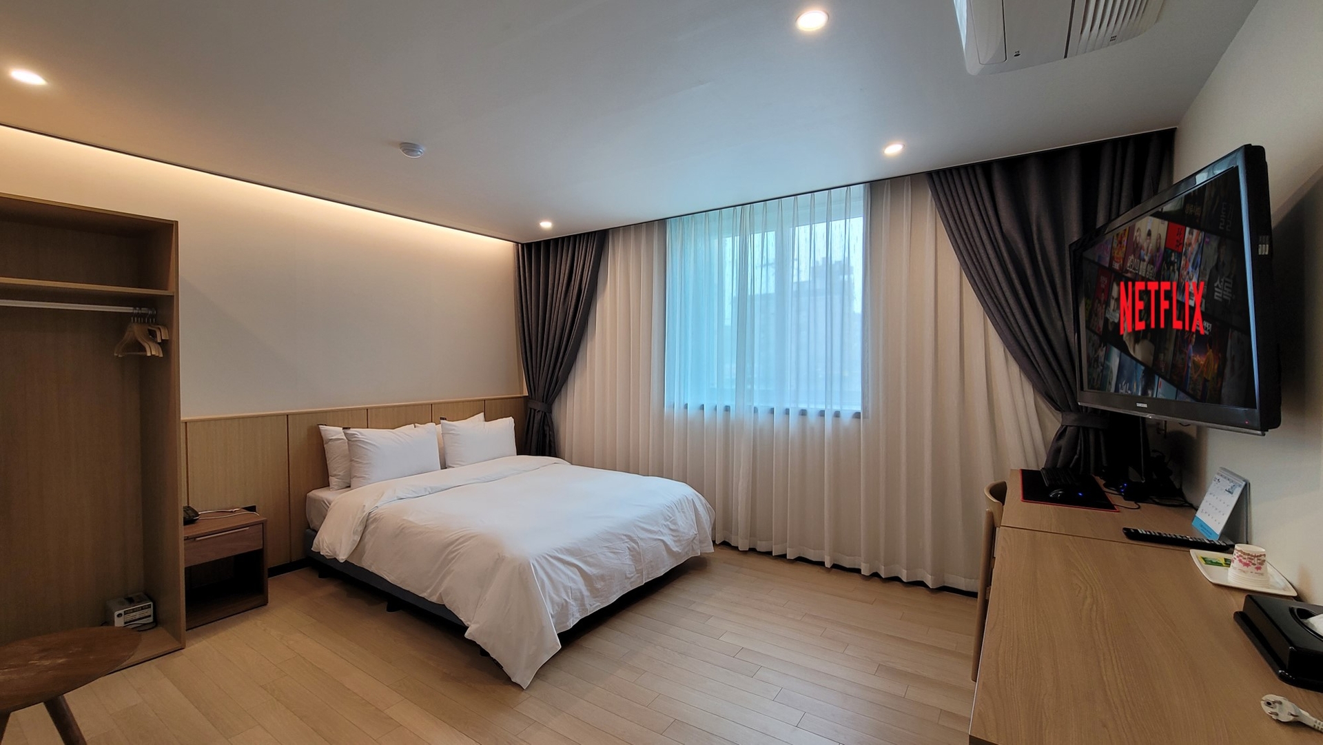 스탠다드 [디즈니+,NETFLIX,최