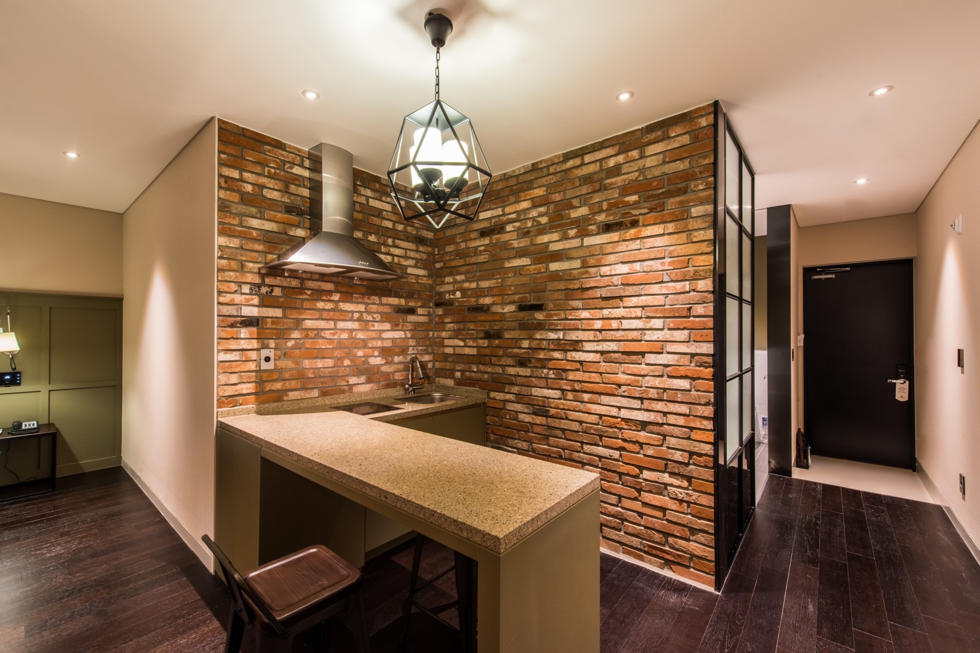 [투숙객 조식 무료] 레지던스 패밀리