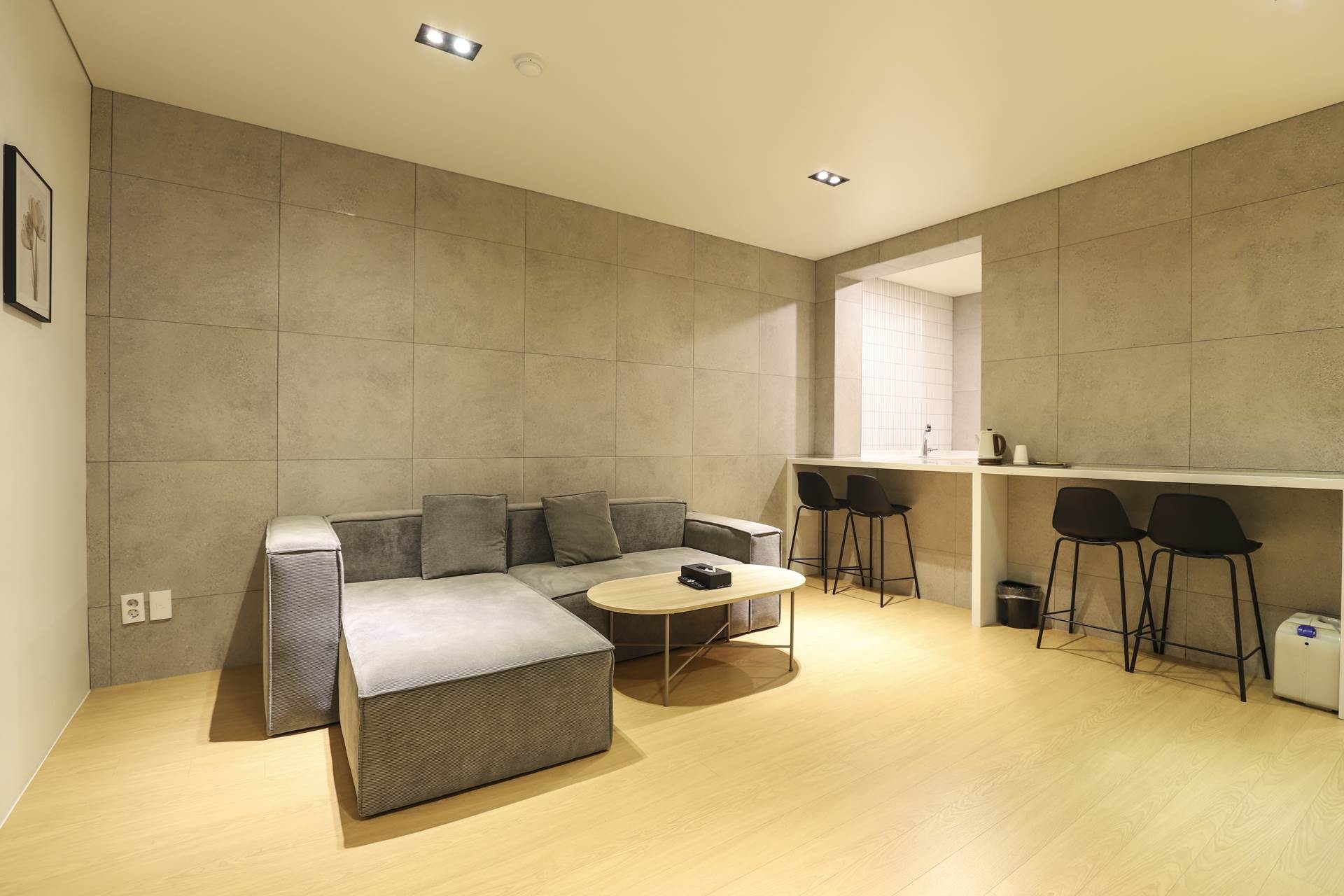 인트로 스위트(넷플릭스 시청가능,에이