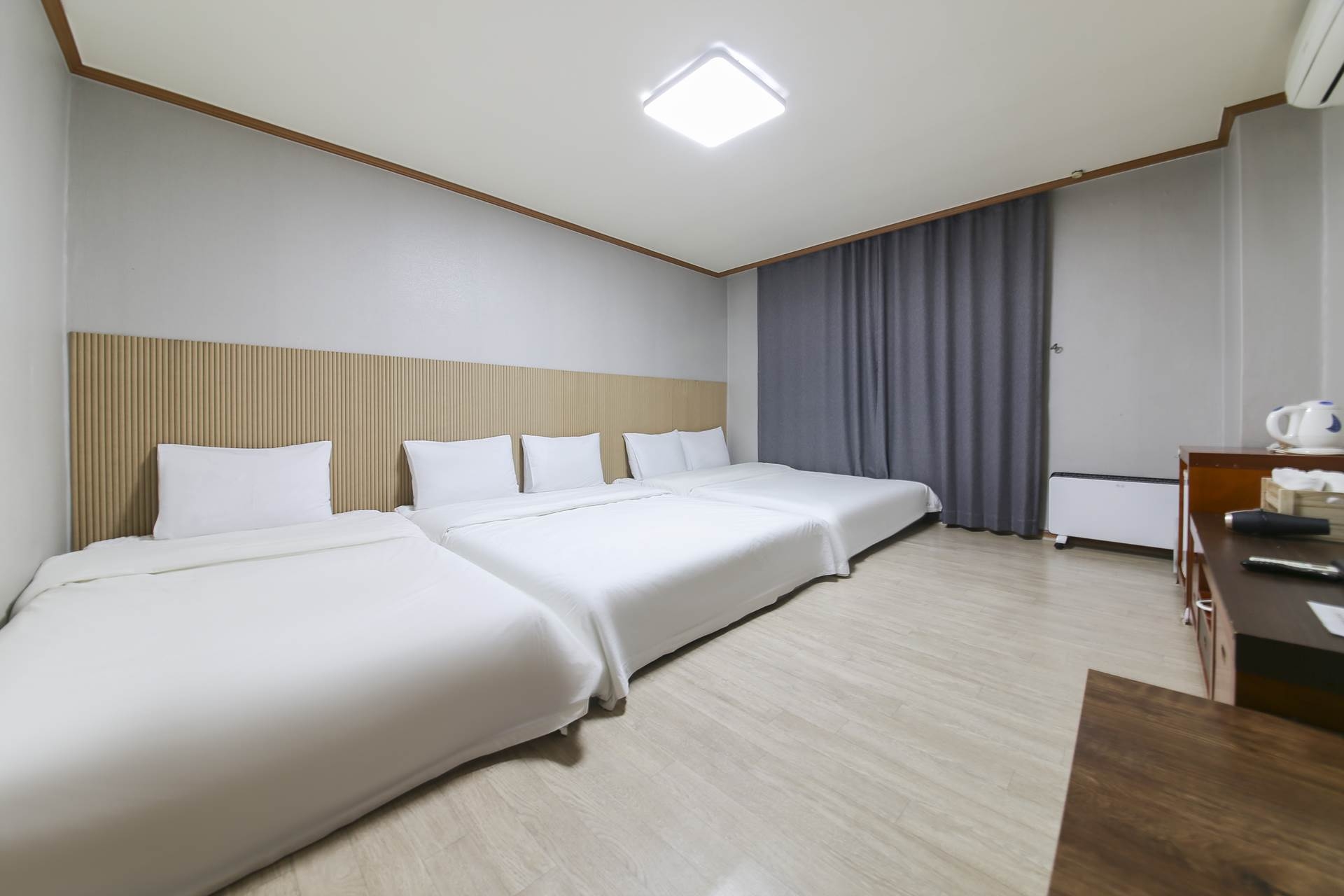 저상형C 2더블+1싱글(무료조식제공)