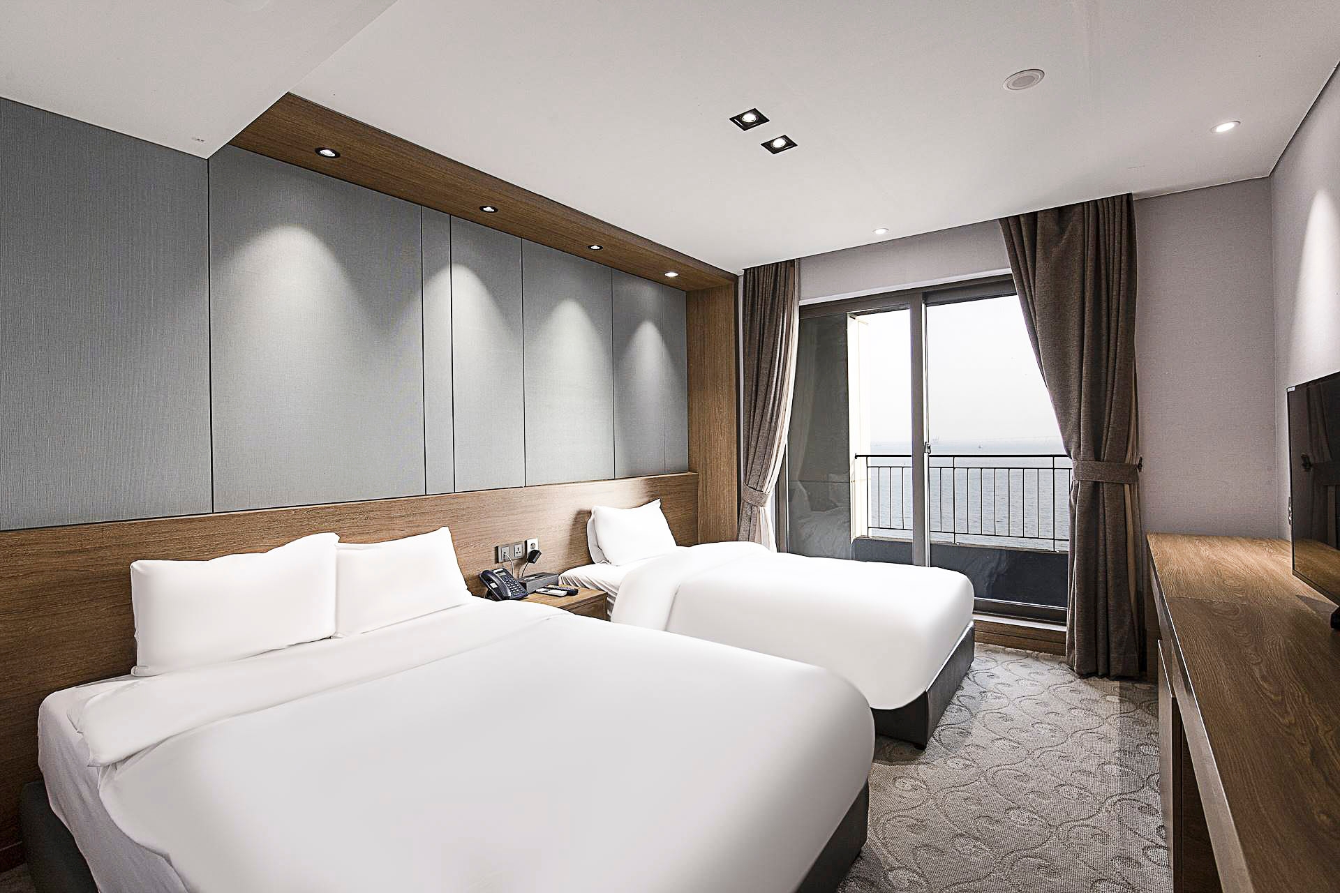 패밀리 트윈15시 레이트 체크아웃