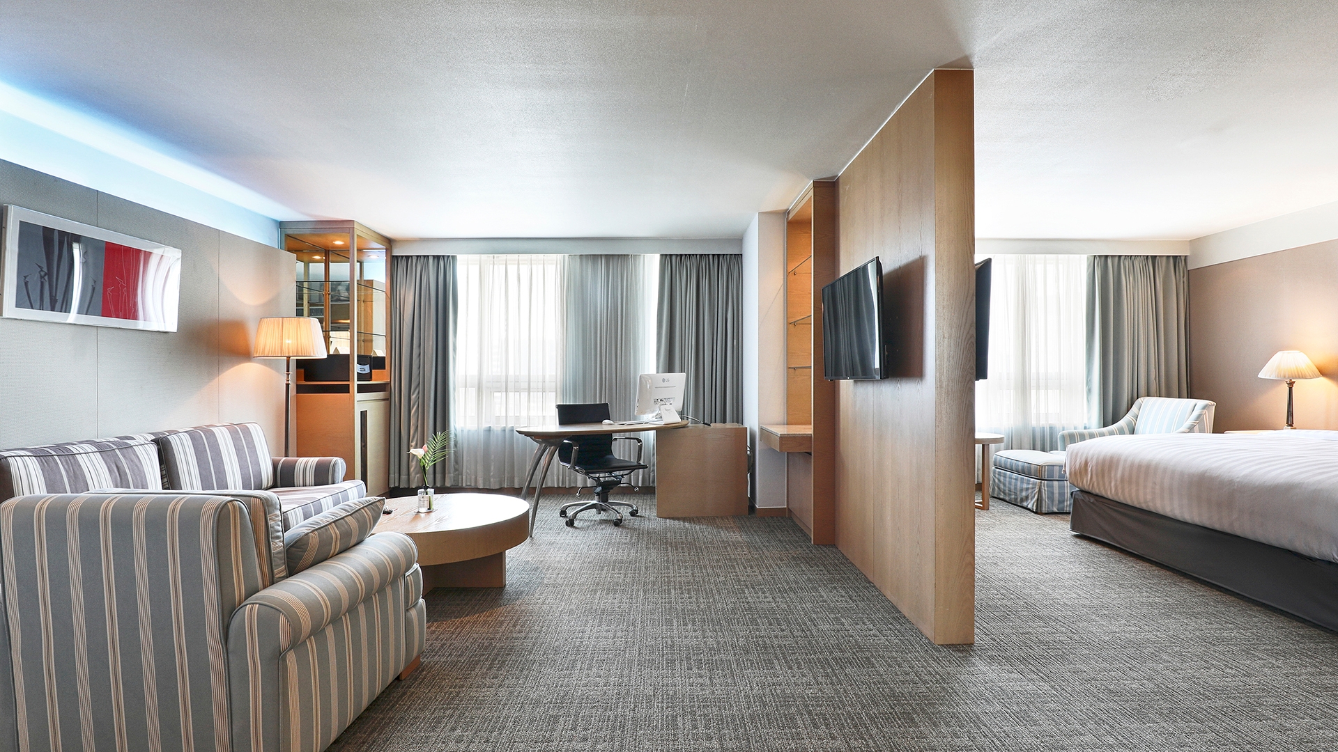 프리미어 스위트 