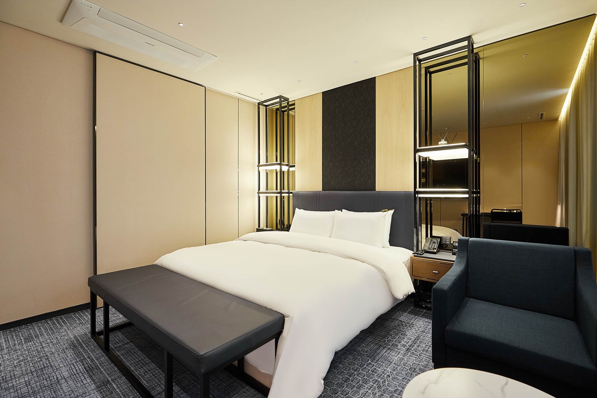 Deluxe premium 숙소문의 