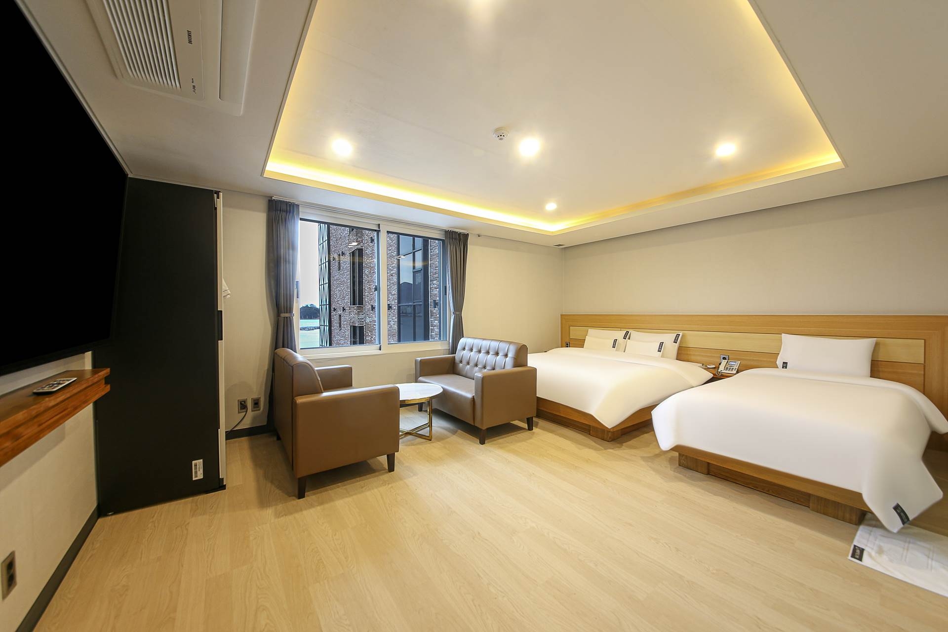 슈페리어 트윈 오션뷰