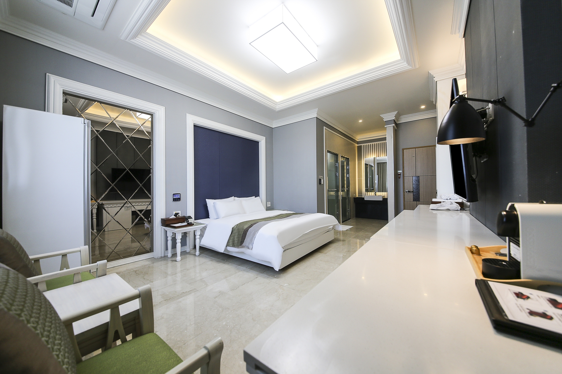 스탠다드 더블(넷플릭스,스타일러)