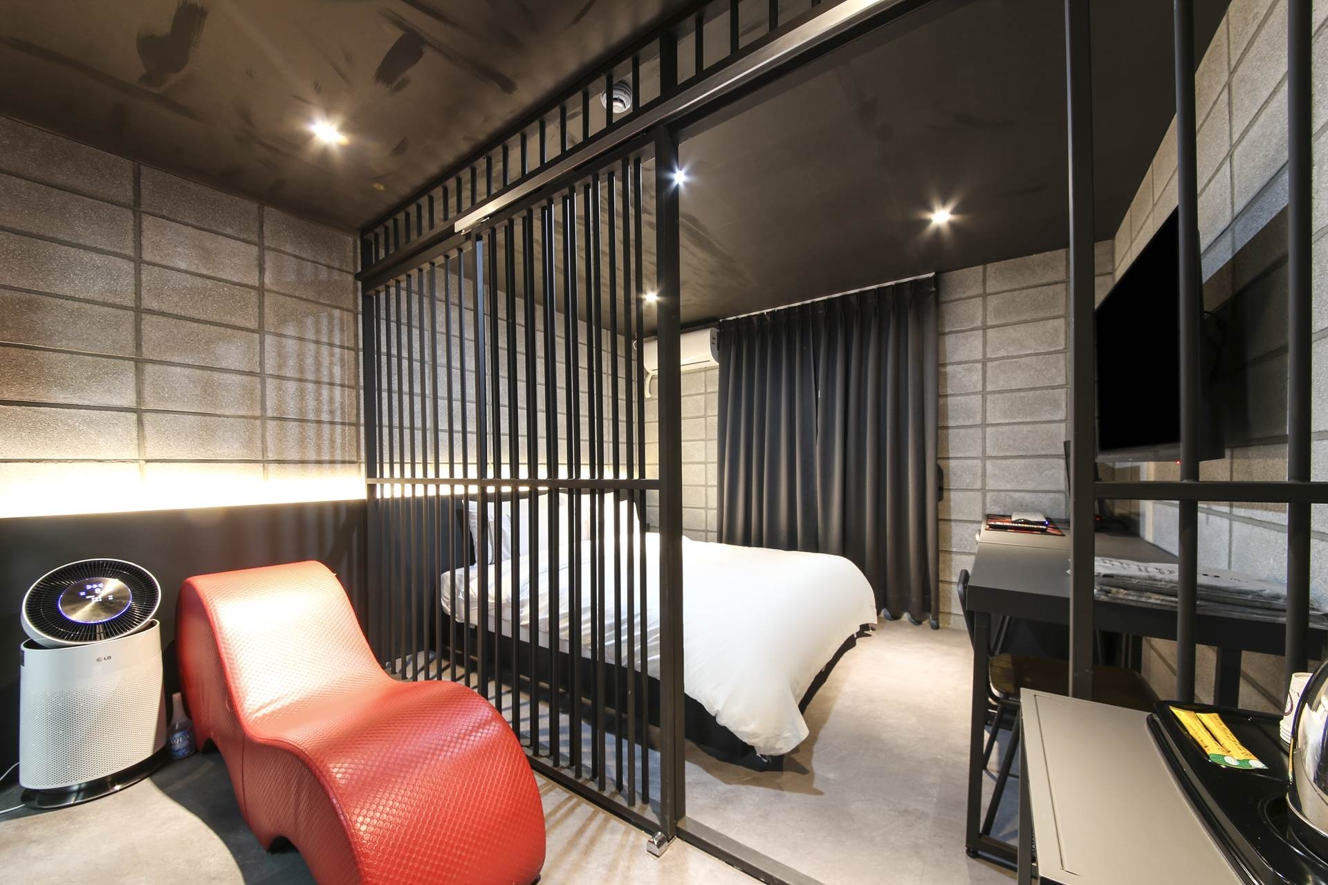 SM(넷플릭스,공기청정기,PC)