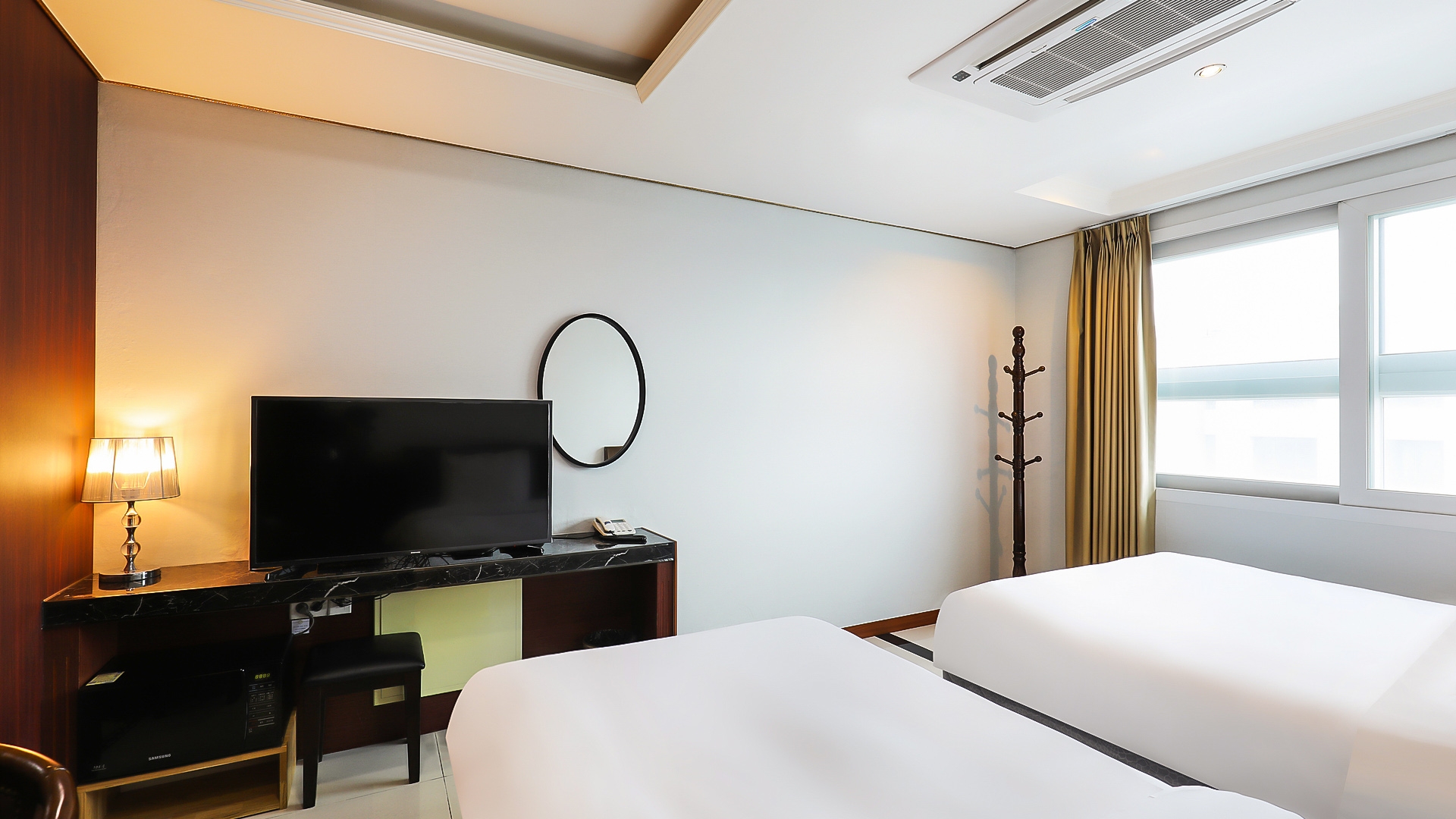 디럭스 트윈 (with Kitchen)