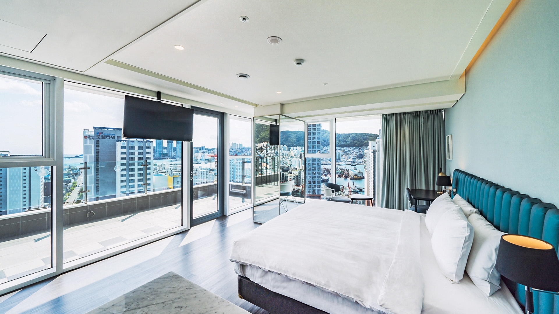 코너 부분 바다 전망 