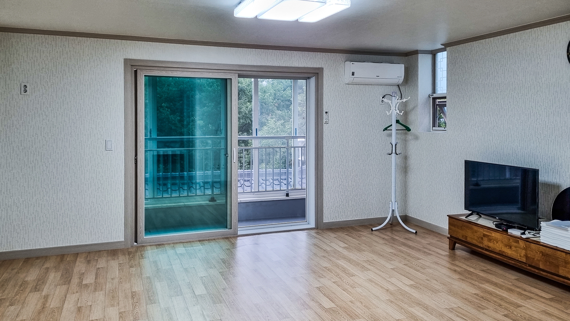 202/302/402/502(2층)