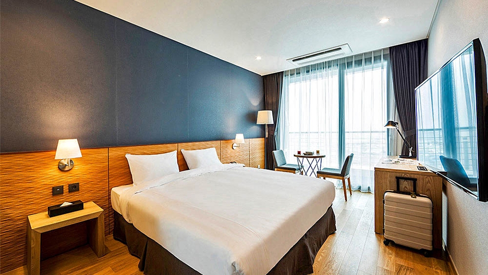 디럭스 더블 시티뷰