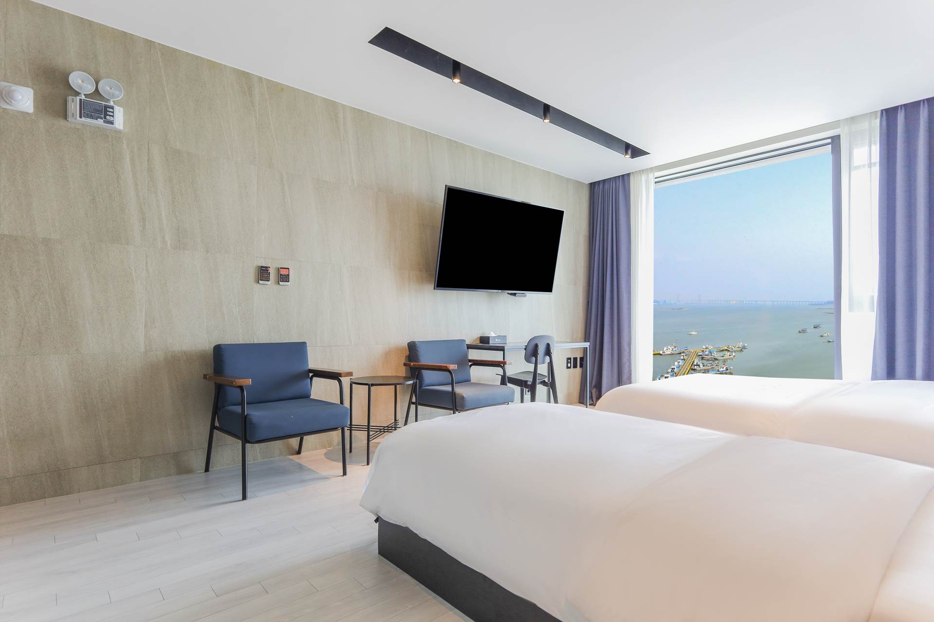 슈페리어 트윈 (오션뷰)