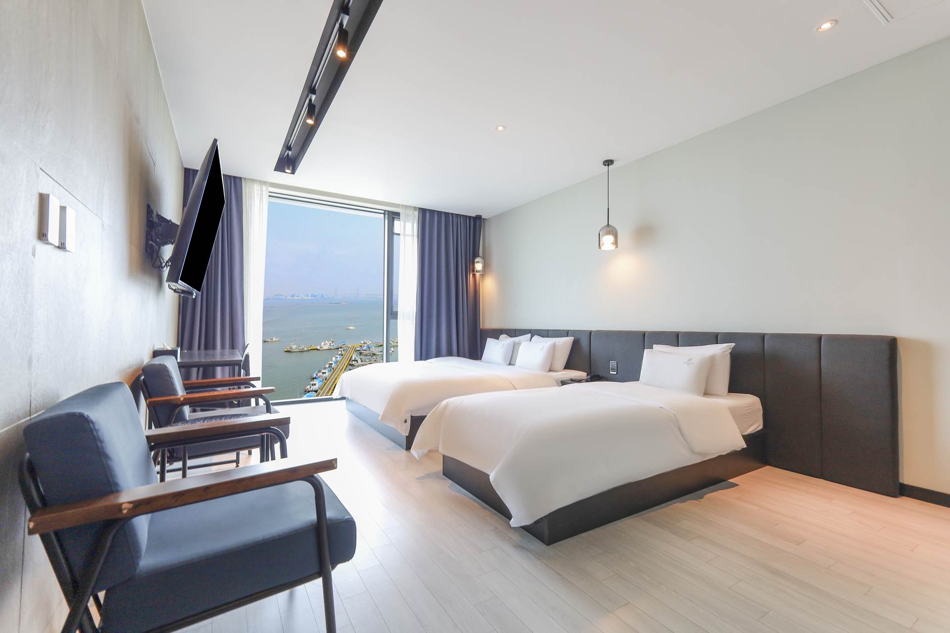 슈페리어 트윈 (오션뷰)