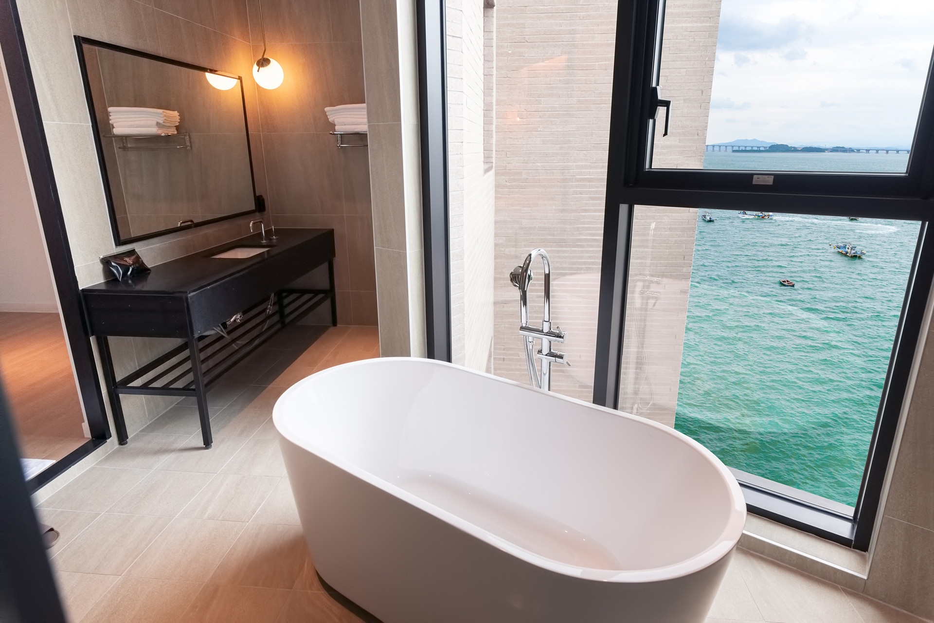 스튜디오 (사이드 오션뷰)